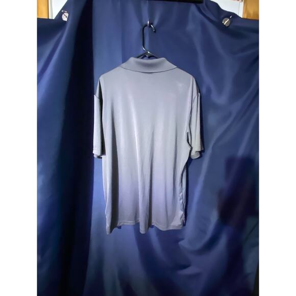 PGA  Tour Pro series XXL shirt like new condition - Picture 3 of 4